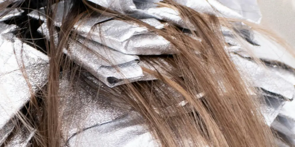 Hiusten folioraidoitus